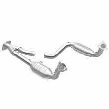 Load image into Gallery viewer, MagnaFlow 2003 Chevrolet SSR 5.3L Direct Fit Converter