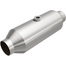 Load image into Gallery viewer, MagnaFlow 2.25 1/O2 CA 4in. Spun Universal Converter