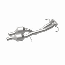 Load image into Gallery viewer, MagnaFlow Direct Fit Catalytic Converter 07-09 Audi Q7 3.6L Manifold