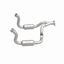 Load image into Gallery viewer, MagnaFlow 08-10 Ford F-250 Super Duty 5.4L Direct Fit Converter