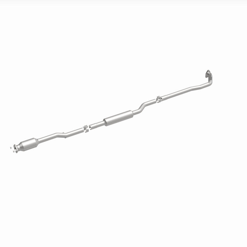 MagnaFlow 14-18 Mitsubishi Outlander Underbody 2.4L AWD Direct Fit Catalytic Converter