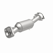 Load image into Gallery viewer, MagnaFlow 10-11 Soul 1.6L Underbody Direct Fit Converter