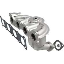 Load image into Gallery viewer, MagnaFlow Direct Fit Catalytic Converter 11-13 Kia Sorento 2.4L Manifold