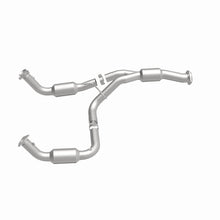 Load image into Gallery viewer, MagnaFlow 12-17 Chevrolet Express 3500 6.0L Direct Fit Converter