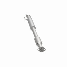 Load image into Gallery viewer, MagnaFlow 2015 Sedona 3.3 Underbody Direct Fit Converter