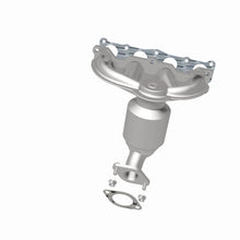 Load image into Gallery viewer, MagnaFlow Direct Fit Catalytic Converter 11-13 Kia Sorento 2.4L Manifold