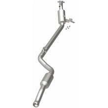 Load image into Gallery viewer, MagnaFlow 12-16 E350 V6 3.5 OEM Underbody Direct Fit Converter