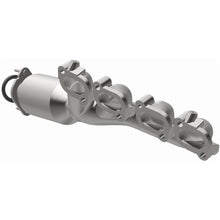 Load image into Gallery viewer, MagnaFlow 04-06 Cadillac SRX 4.6L Direct Fit Converter