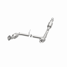 Load image into Gallery viewer, MagnaFlow 04-05 Ford Explorer 4.6L Direct Fit Converter