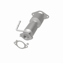 Load image into Gallery viewer, MagnaFlow Direct Fit Catalytic Converter 13-15 Hyundai Veloster 1.6L Underbody