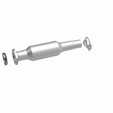 Load image into Gallery viewer, MagnaFlow 04-06 Toyota Sienna 3.3L Direct Fit Converter