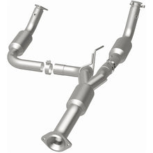 Load image into Gallery viewer, MagnaFlow 12-17 Chevrolet Express 3500 6.0L Direct Fit Converter