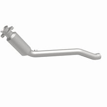 Load image into Gallery viewer, MagnaFlow Direct Fit Catalytic Converter 2010-2013 Land Rover LR4 V8 5 OEM Underbody