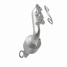 Load image into Gallery viewer, MagnaFlow 04-06 Toyota Sienna 3.3L Direct Fit Converter