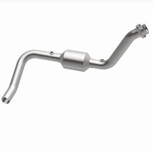 Load image into Gallery viewer, MagnaFlow 04-06 Dodge Durango 5.7L Direct Fit Converter