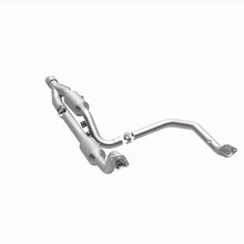 Load image into Gallery viewer, Magnaflow 15-16 Ram 2500 6.4L California Grade CARB Compliant DF Catalytic Converter