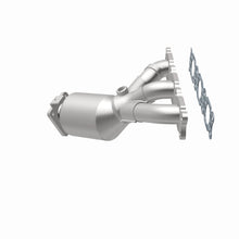 Load image into Gallery viewer, MagnaFlow 2007 XC90 3.2L Underbody Direct Fit Converter