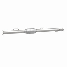 Load image into Gallery viewer, MagnaFlow Direct Fit Catalytic Converter 00-04 Tundra Rear 3.4L