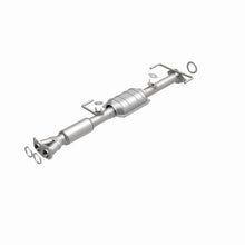 Load image into Gallery viewer, MagnaFlow Direct Fit Catalytic Converter Previa 95-96 2.4L
