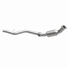 Load image into Gallery viewer, MagnaFlow DF Catalytic Conv 05-07 Chrysler 300 D/S / 06-07 Dodge Charger D/S / 05-07 Magnum D/S