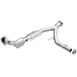 MagnaFlow Direct Fit Catalytic Converter 03-04 Ford Expedition 5.4L V8 Passenger Side