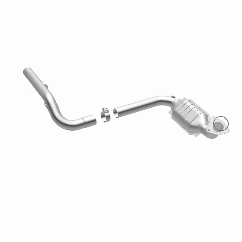 MagnaFlow Direct Fit Catalytic Conv 02-06 Cadillac Escalade / 02-06 GM Yukon (Inc Denali) 6.0L D/S