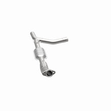 Load image into Gallery viewer, MagnaFlow Direct Fit Catalytic Converter 00-04 Ford E150 4.6L Passenger Side
