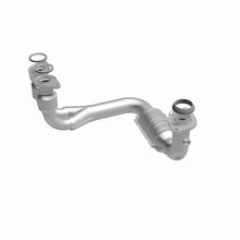 Load image into Gallery viewer, MagnaFlow Direct Fit Catalytic Converter OEM Grade 00-05 Toyota MR2 Spyder 1.8L Rear