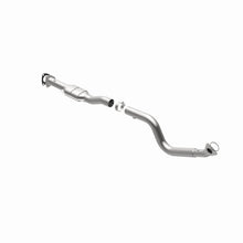 Load image into Gallery viewer, MagnaFlow Direct Fit Catalytic Converter 03-07 GM 2500/3500 Passenger Side