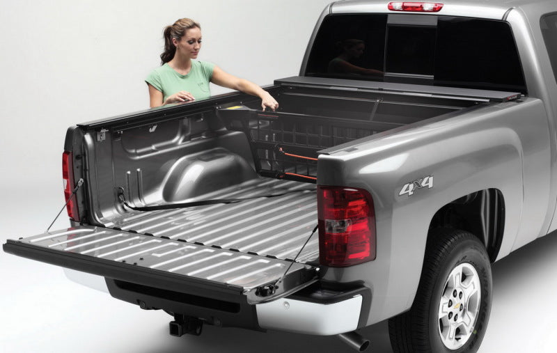 Roll-N-Lock 15-18 Chevy Colorado/Canyon LB 71-1/2in Cargo Manager