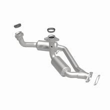 Load image into Gallery viewer, MagnaFlow Direct Fit Catalytic Converter Taurus 92-95