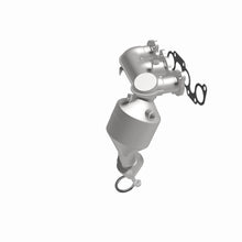 Load image into Gallery viewer, MagnaFlow Direct Fit Catalytic Converter Avalon/Sienna manif OEM