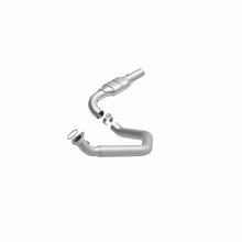 Load image into Gallery viewer, MagnaFlow Direct Fit Catalytic Converter 03-07 GM 2500/3500 D/S OEM