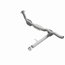 Load image into Gallery viewer, MagnaFlow Direct Fit Catalytic Converter 2005 Ford F150 V8