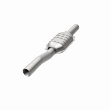 Load image into Gallery viewer, MagnaFlow Direct Fit Catalytic Converter 02-04 Jeep Grand Cherokee 4.0L Rear
