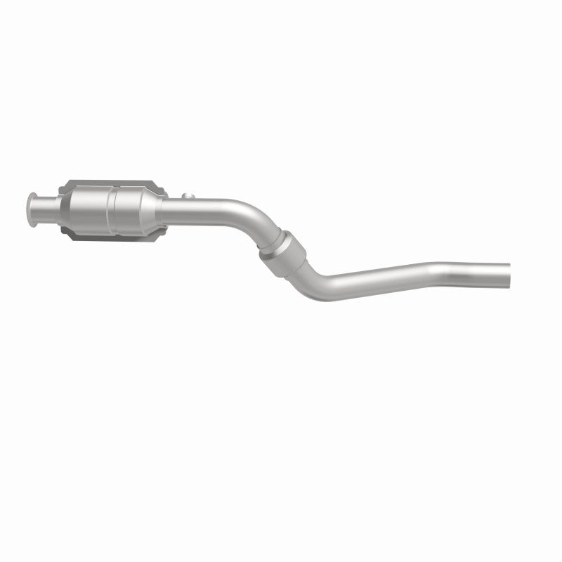 MagnaFlow Direct Fit Catalytic Converter 98-04 Dodge Interpid 2.7L