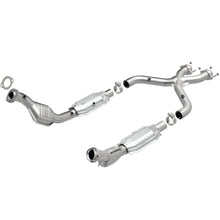 Load image into Gallery viewer, MagnaFlow Direct Fit Catalytic Converter Mustang 04 4.6L CA