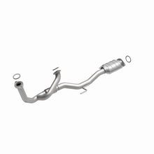 Load image into Gallery viewer, MagnaFlow Direct Fit Catalytic Converter 97-02 Toyota Camry 3.0L
