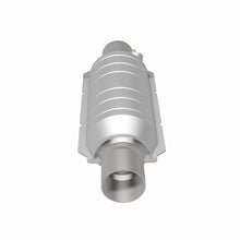 Load image into Gallery viewer, MagnaFlow Universal Catalytic Converter 2.25inch GM 3.8L