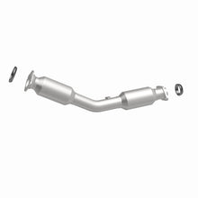 Load image into Gallery viewer, MagnaFlow Direct Fit Catalytic Converter California Grade CARB Compliant 09-12 Nissan Sentra L4 2.0L