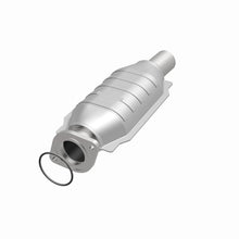 Load image into Gallery viewer, MagnaFlow Direct Fit Catalytic Converter 05-07 Ford Freestyle 3.0L