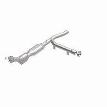 Load image into Gallery viewer, MagnaFlow Direct Fit Catalytic Converter 97-98 F150/F250 4.2L 2Wd Pa