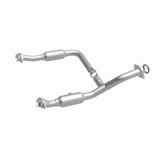 Load image into Gallery viewer, MagnaFlow DF Catalytic Conv 06-09 Ford Explorer 4.6L Y-Pipe Assy/07-09 Explorer Sport Trac 4.6L