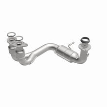 Load image into Gallery viewer, MagnaFlow Direct Fit Catalytic Converter OEM Grade 00-05 Toyota MR2 Spyder 1.8L Rear