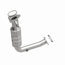 Load image into Gallery viewer, MagnaFlow Direct Fit Catalytic Converter 00-02 Focus 2.0L OEM