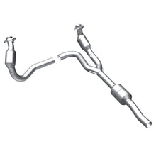Load image into Gallery viewer, MagnaFlow Direct Fit Catalytic Converter 02-03 Ram 1500 4.7L CA Emis