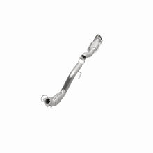 Load image into Gallery viewer, MagnaFlow Direct Fit Catalytic Converter 03-07 GM 2500/3500 Passenger Side
