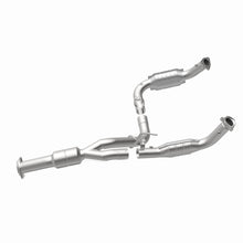 Load image into Gallery viewer, MagnaFlow Direct Fit Catalytic Converter 11-13 Chev Silverado 2500 HD/3500 HD 6.0L