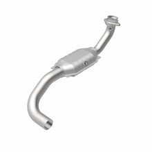 Load image into Gallery viewer, MagnaFlow Direct Fit Catalytic Converter 05 Expedition D/S 5.4 OEM