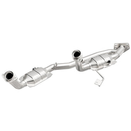 MagnaFlow Direct Fit Catalytic Converter 04 Ford Freestar 3.9L